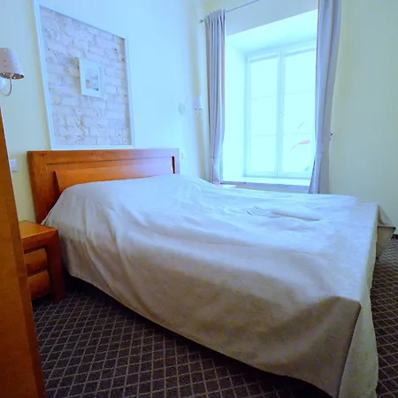 Bazilijonu Old Town Apartmens Vilnius * וילנה
